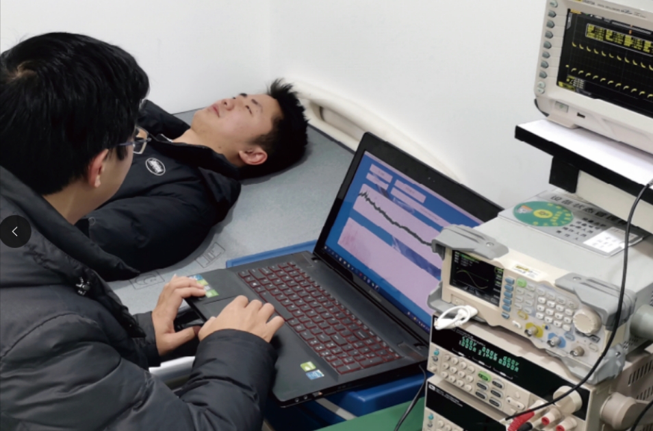 黑科技BCG采集技术来了！非接触式心率监测真的靠谱吗？